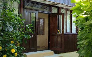 Casa, 3 dormitoare si living, de vînzare în Copou, an constr.2004 - Poză 2