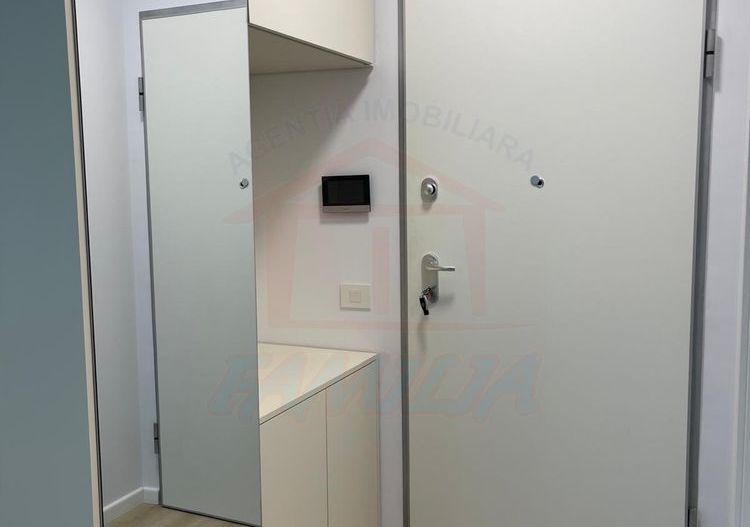 Inchiriere apartament decomandat 2 camere Flamingo Tiglina 2 - Poză 2