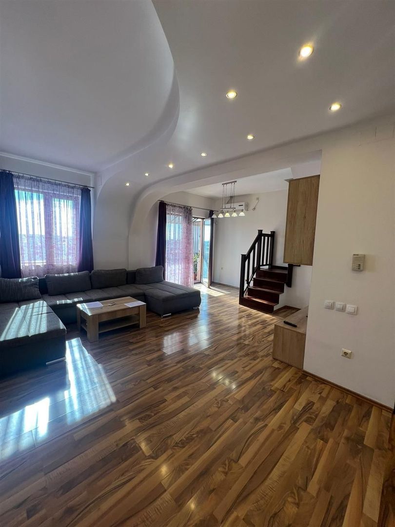 Apartament cu 3 camere  Nufarul - Poză 1