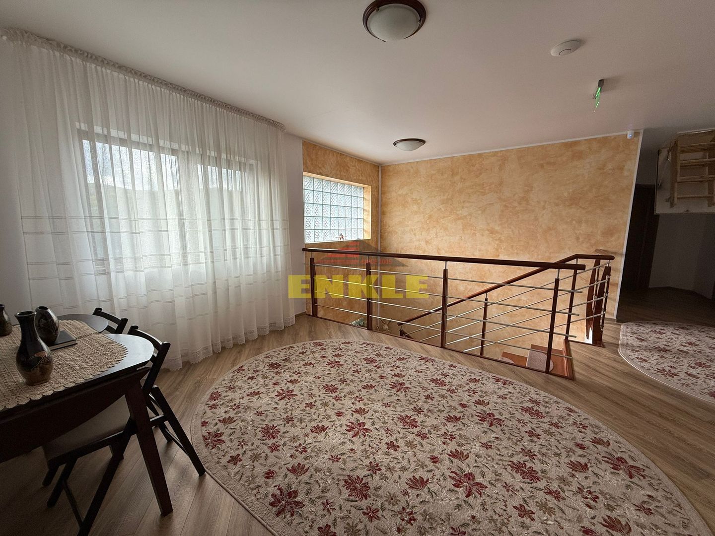 Casă modernă– ideală pentru locuință sau investitie - Poză 12