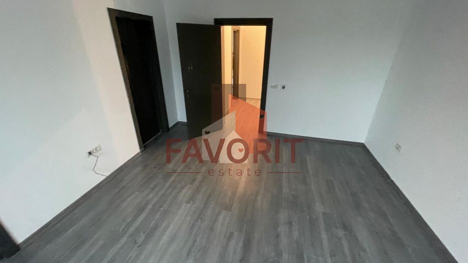 Duplex despartit prin camera tehnica. Carport. Finisaje la alegere - Poză 12