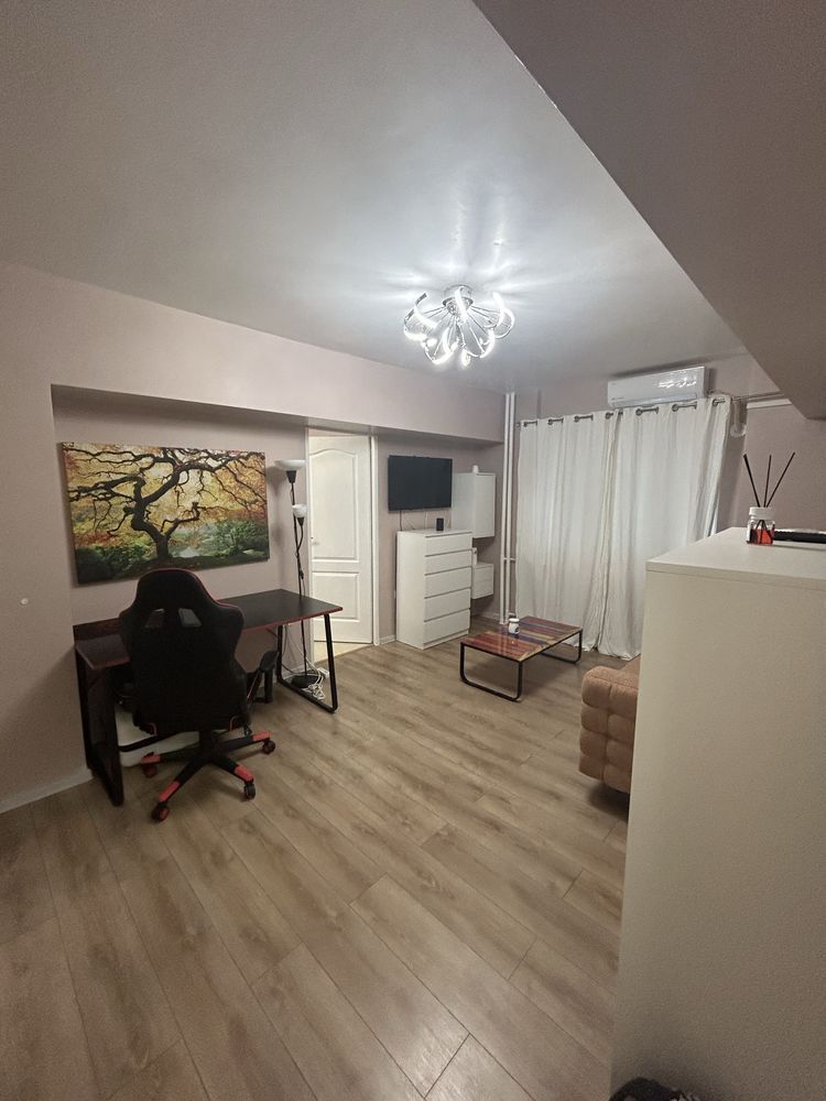 Garsoniera renovata bloc mixt Valea Ialomitei, Romancierilor - Poză 1