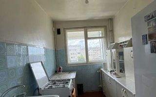 De vanzare apartament 3 camere Gorjului - Poză 5