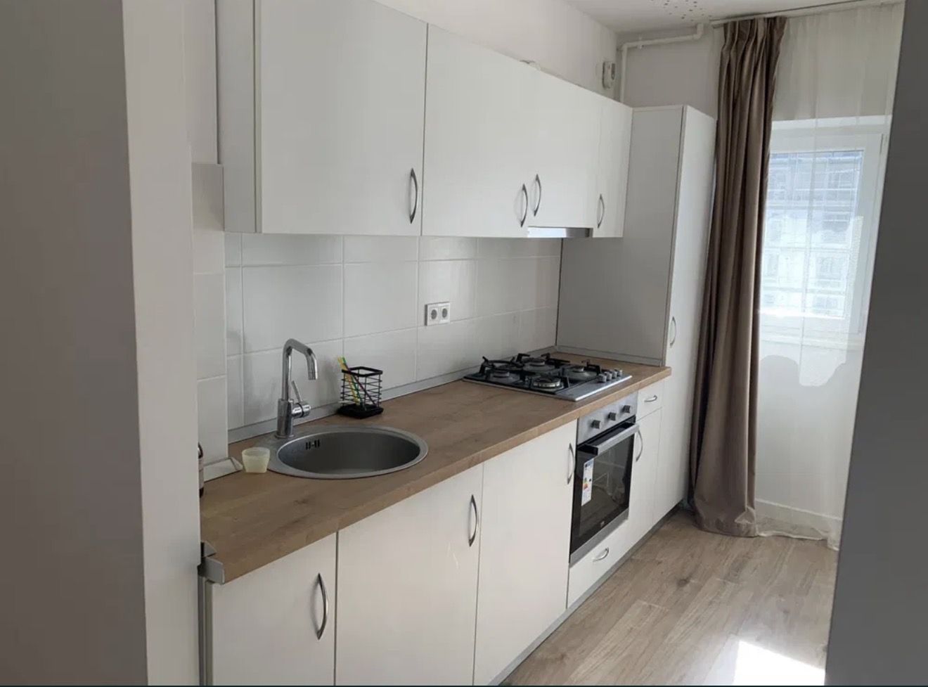 AP. 2 CAMERE - BELVEDERE RESIDENCE, PET-FRIENDLY, CENTRALA, MODERN - Poză 4