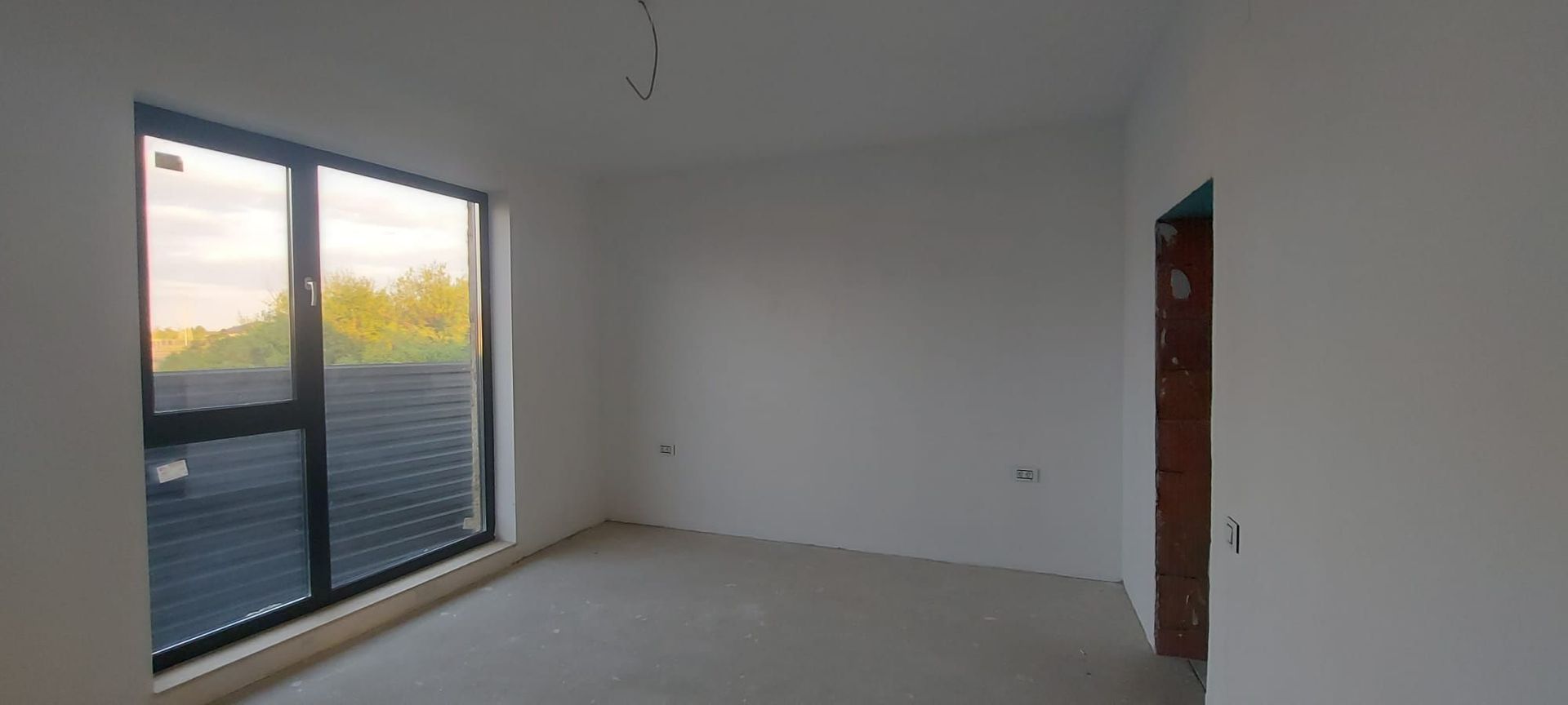 Casă cu 4 camere | Periș | 105 mp utili + terasă generoasă - Poză 6