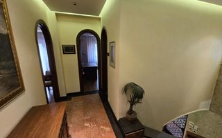 Casa de vanzare - zona Stefan cel mare - Poză 10