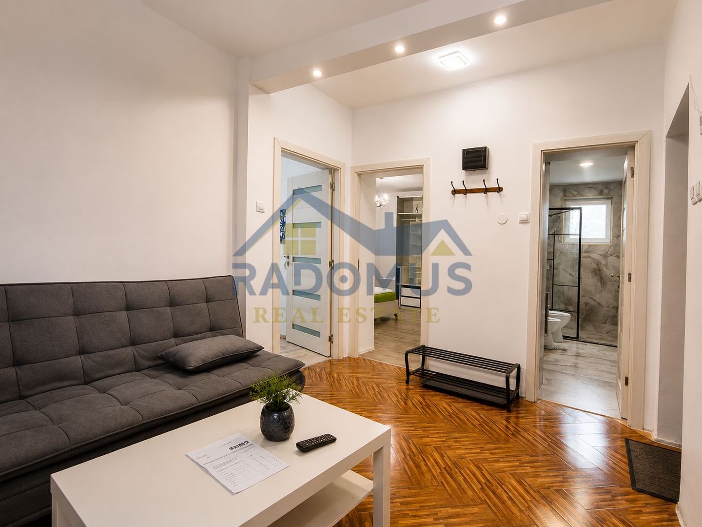 Apartament 2 camere | Renovat | Ultracentral| Boxa+Curte | 0% Comision - Poză 2