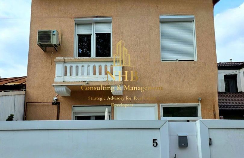 Vila ultracentrală de vanzare - Zona Unirii - Poză 1