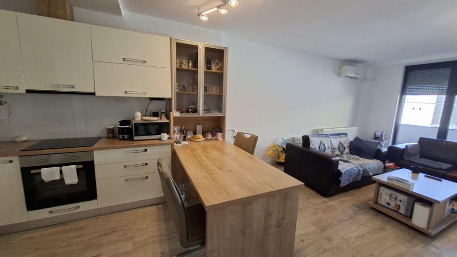 Apartament lux cu 2 camere de vanzare în zona Elisabetin - Poză 3