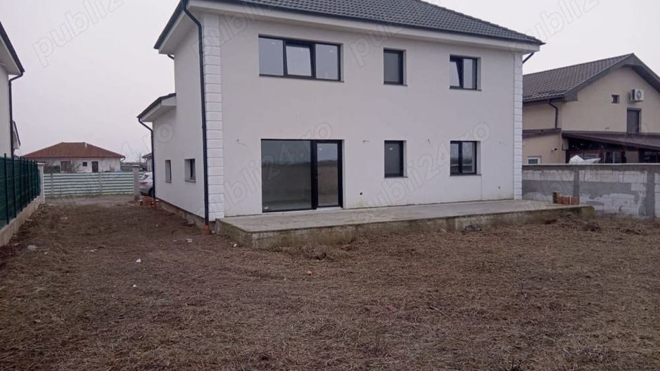 BRASADAS vinde casa cu 5 cam 195mp 6 ari Cart. Marcus. - Poză 3