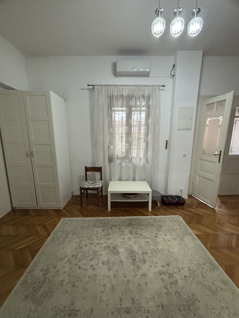 Apartament 3 camere la curte - Poză 19