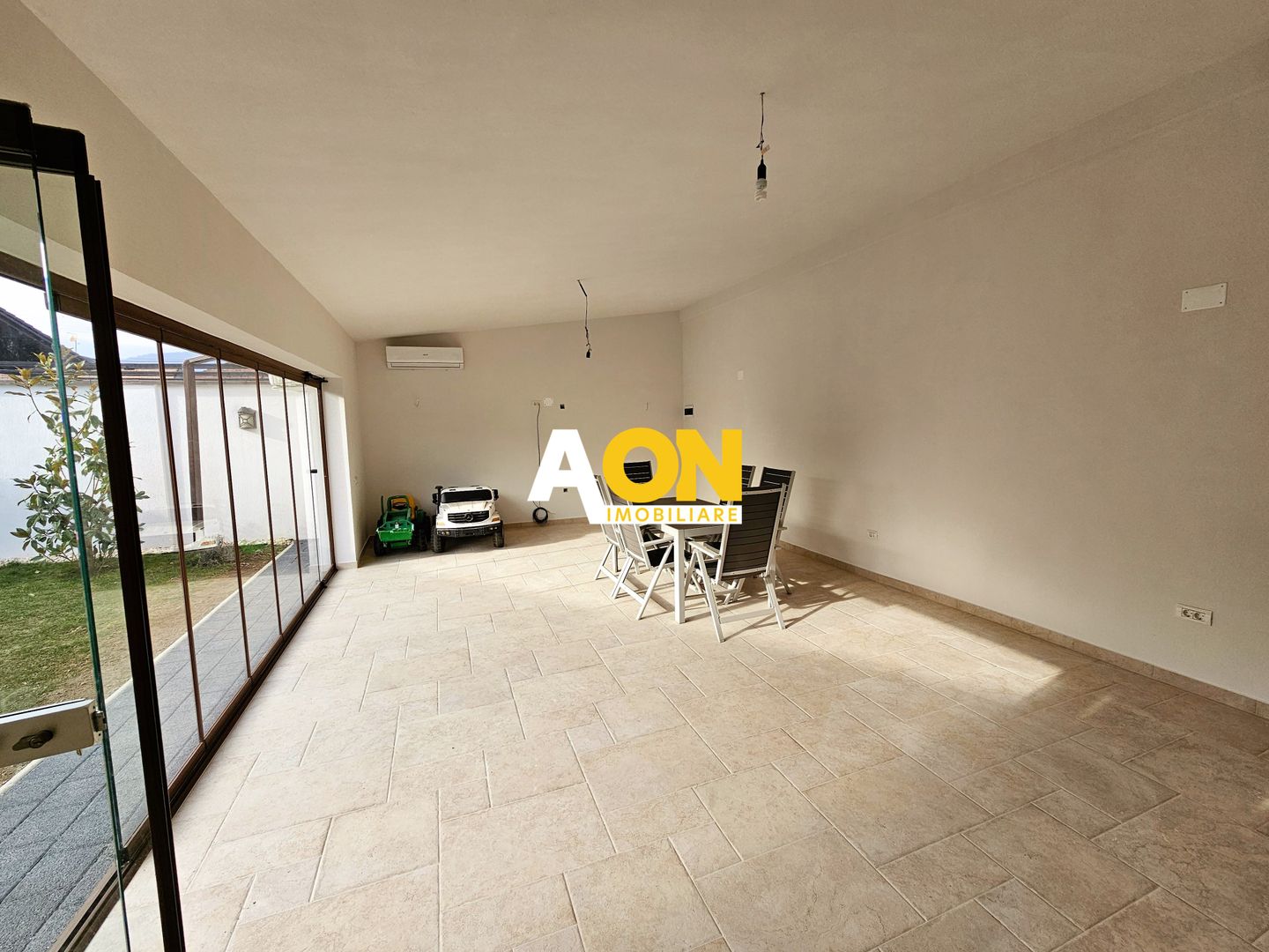 Casa noua, 6 camere, P+M, toate utilitatile, 608 mp teren, Micesti - Poză 23