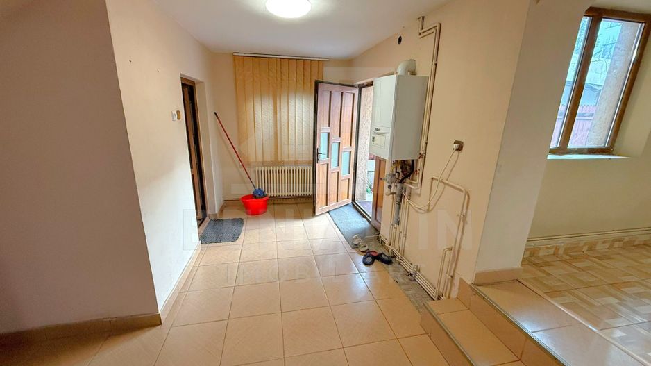 Casa Bariera Valcii pe Principala 90mp acces auto in curte -Renovata - Poză 9