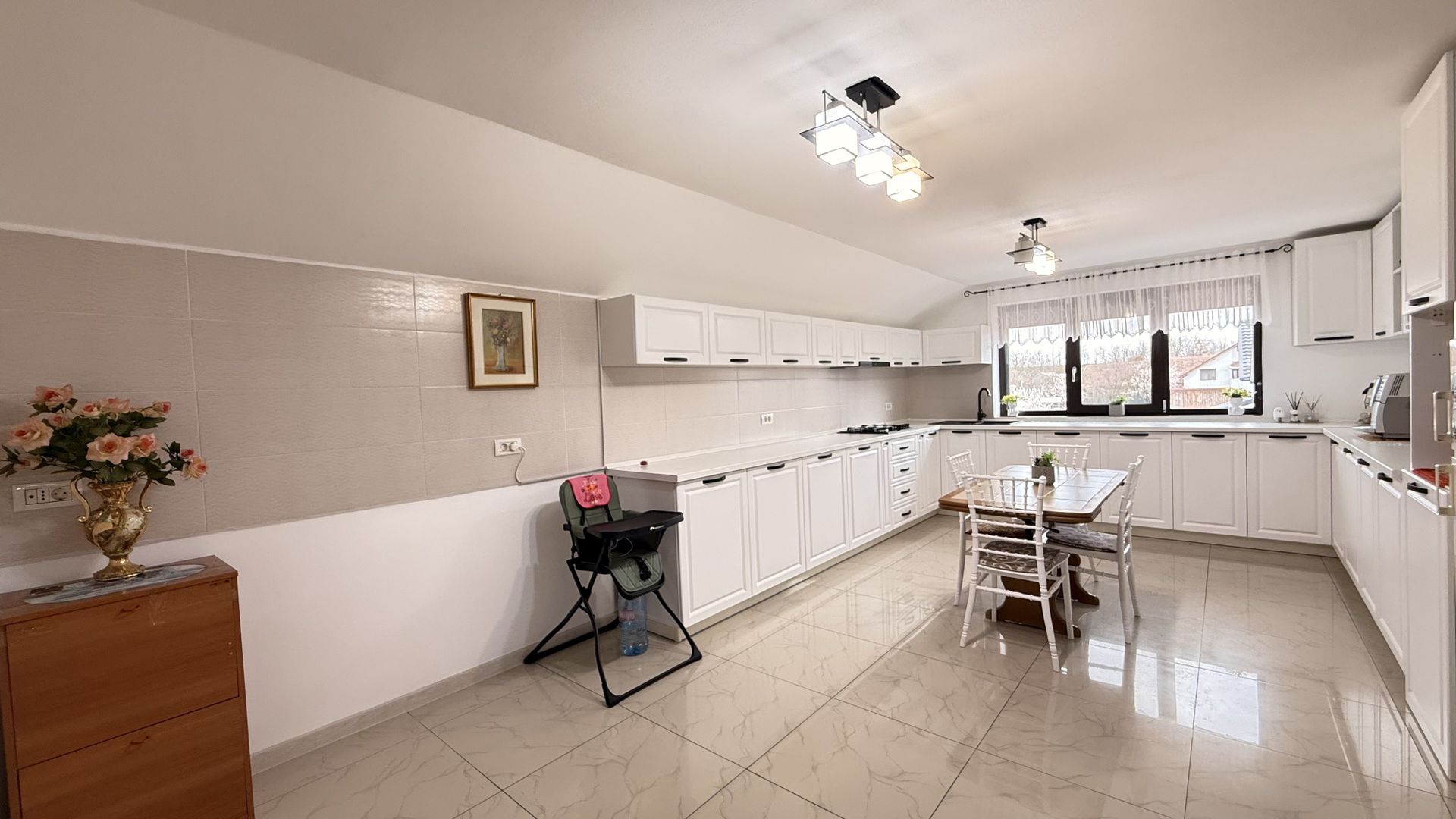 Comision 0% Casa individuala 160 mp utili Dudeștii Noi + 173 mp spațiu comercial - Poză 3