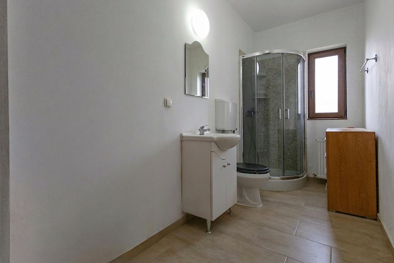 Casă cu 4 dormitoare în Ronaț | 181 mp utili | Garaj | Teren 345 mp - Poză 7