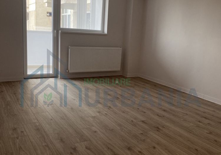 Apartament 2 camere cu debara, etaj 2, lift, zona Centru, Pașcani - Poză 1