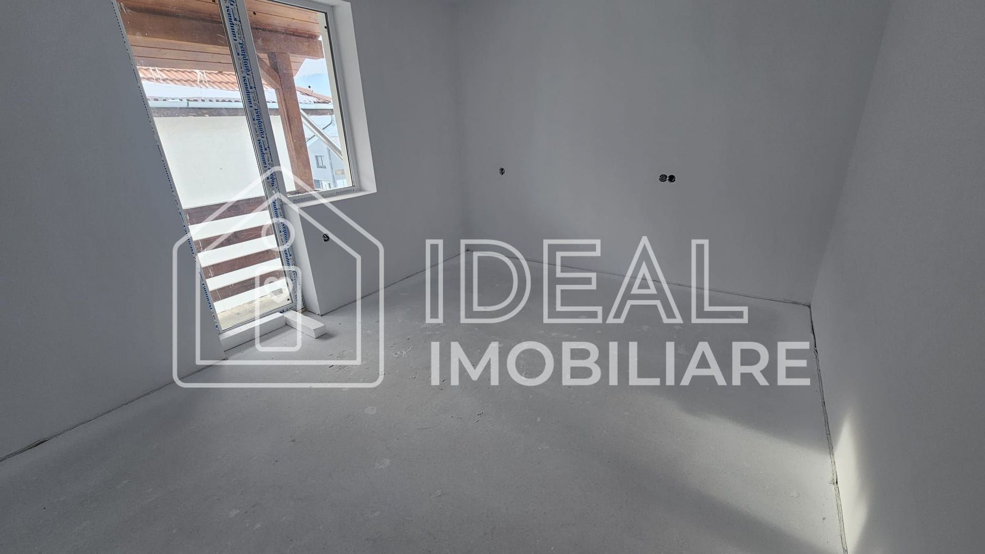 Duplex cu 4 camere, si 250 mp de curte - Poză 4