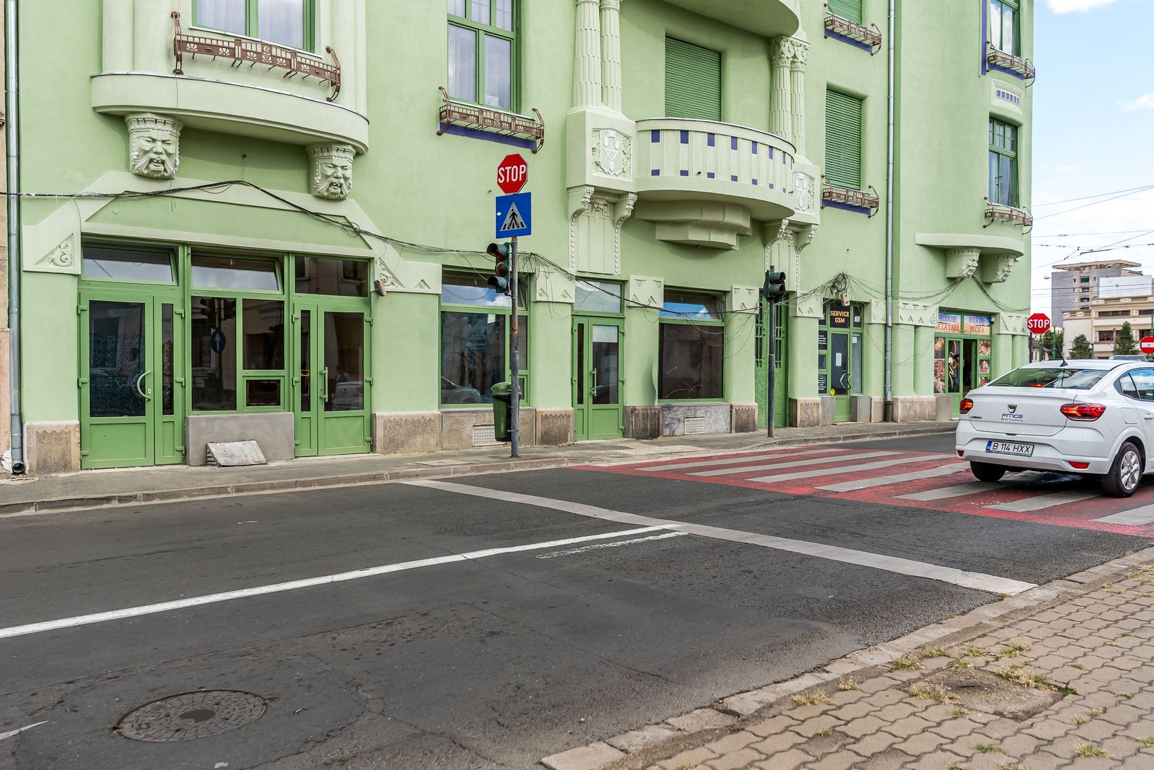 Spațiu comercial spre închiriere | Zona Boul Roșu – Palatul Steiner - Poză 2