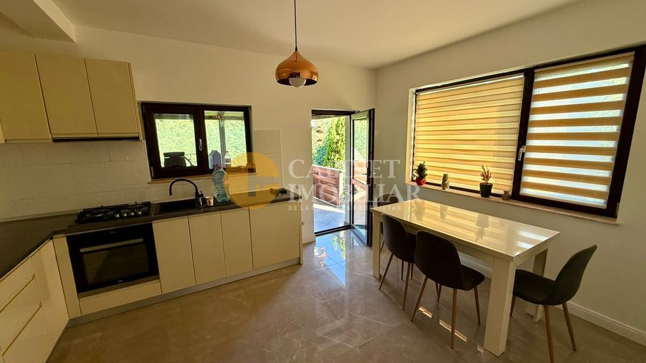 CASA 5 CAMERE--2 BAI--800MP TEREN-- LIBERA - Poză 4