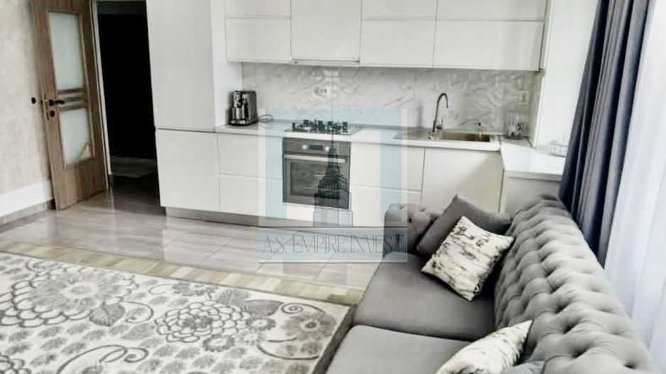 Apartament 3 camere - zona Tractorul - Poză 2