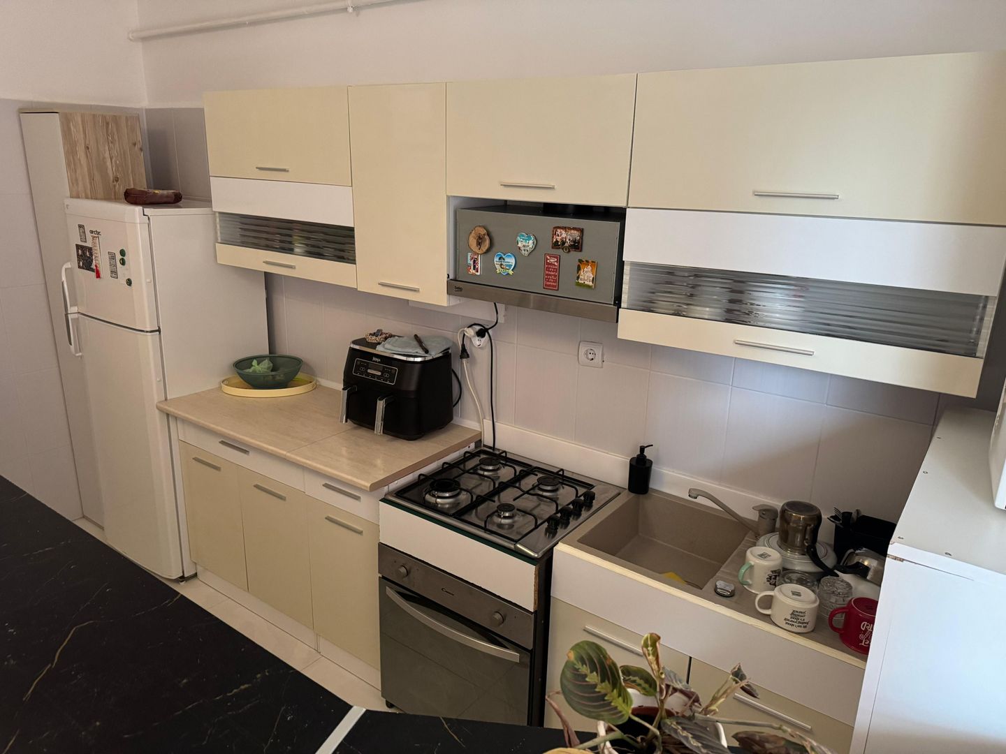 Apartament superb cu doua camere, Aparatorii Patriei, 96.500€ negociabil - Poză 3