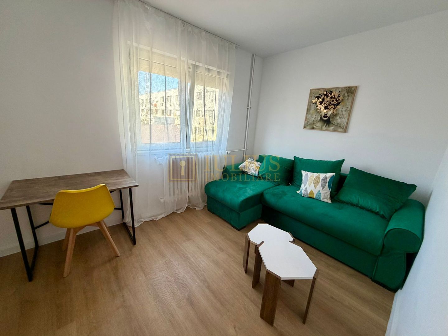 Garsoniera ideala pentru stundenti; situata in Complexul Studentesc, 30mp utili. - Poză 3