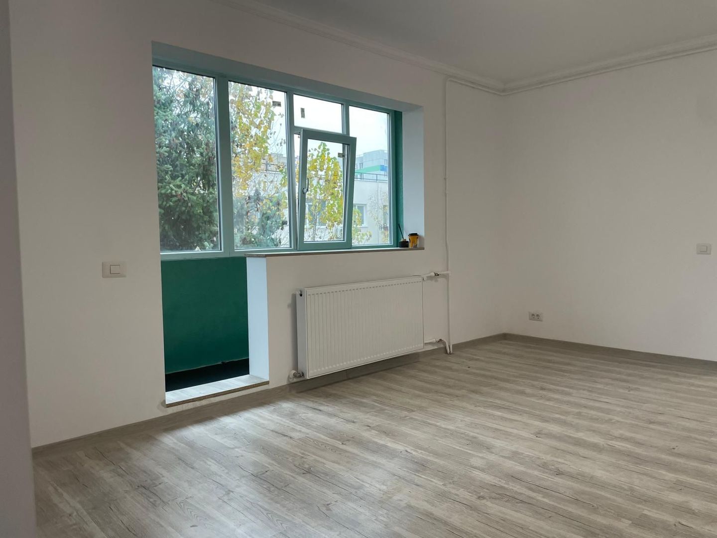 Apartament 3 camere Emil Racovita Ocazie. - Poză 1