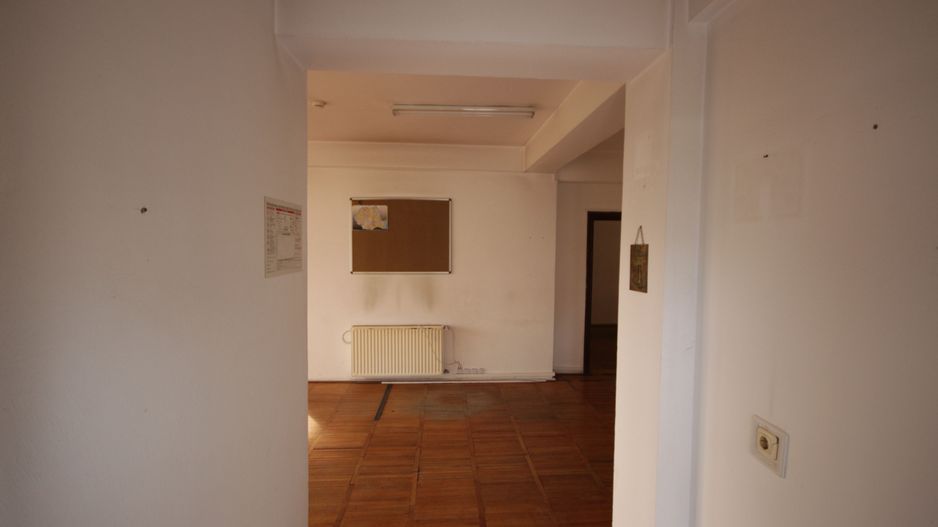 Imobil destinatie birouri + depozit - Poză 26