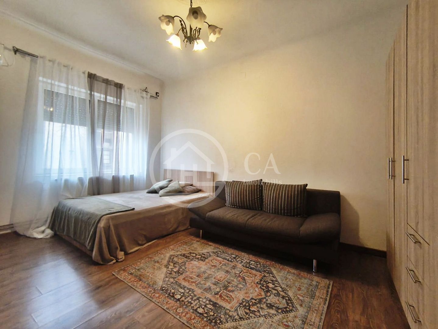 Apartament cu 1 camera de inchiriat in zona Ultracentrala, Oradea - Poză 1