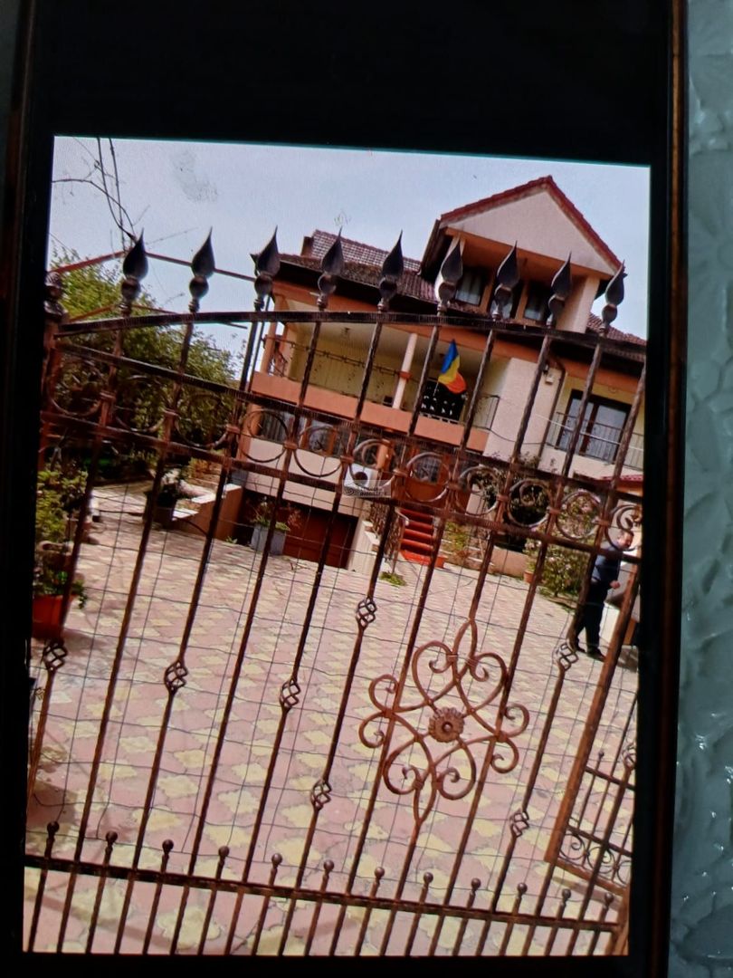 Casa/vila de vanzare in Garoafa /Vrancea - Poză 1