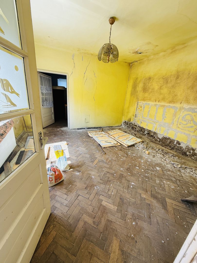 Ciarda Roșie | 2 case în curte | Teren 700 mp | Garaj | Toate utilitățile - Poză 13