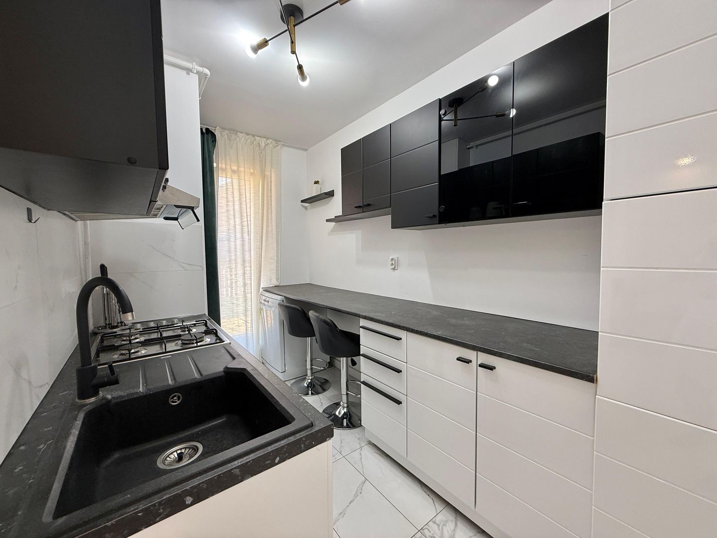 COSMOPOLIS - Apartament Tip studio cu 49 mp gradina,complet mobilat - Poză 9