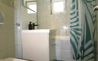 4 camere, ctr Anaf, la 300 m de cetatii- Bucovina - Poză 16