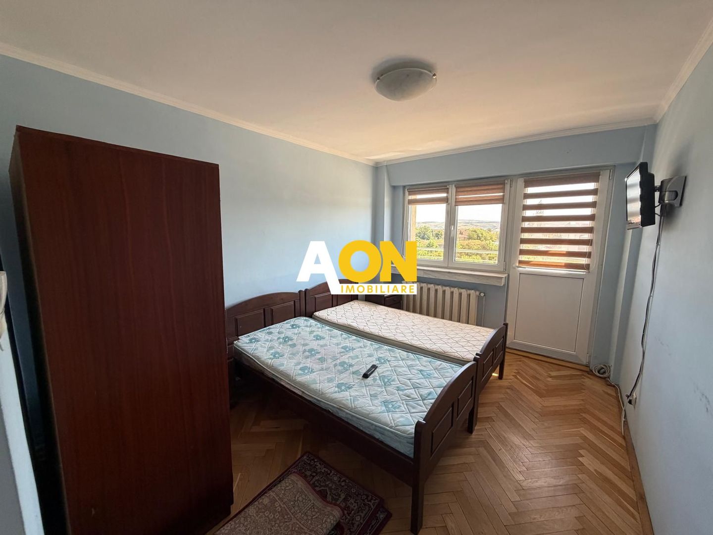 Apartament 4 Camere | Decomandat | Etaj  |  Cetate - Poză 9