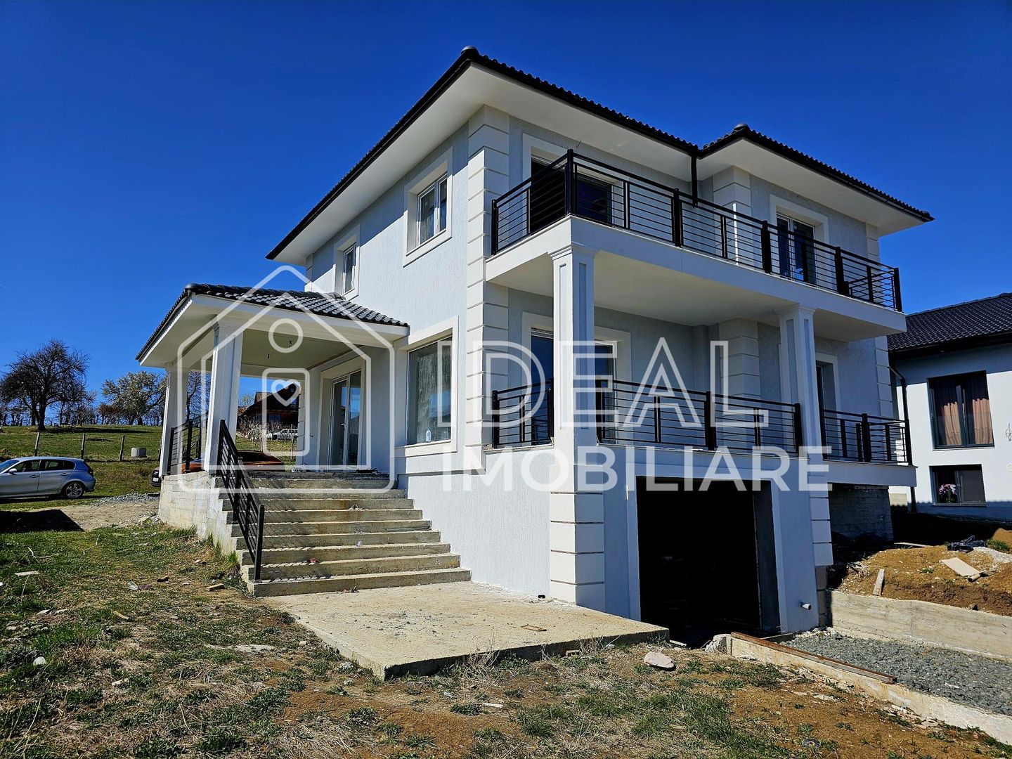 Vila Moderna cu 4 camere si 600 mp de curte, in Tocile - Poză 1