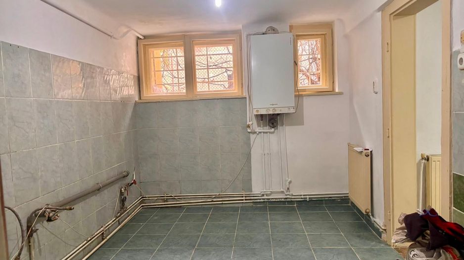 VANZARE Apartament cu 3 camere in zona Grigorescu - Poză 3