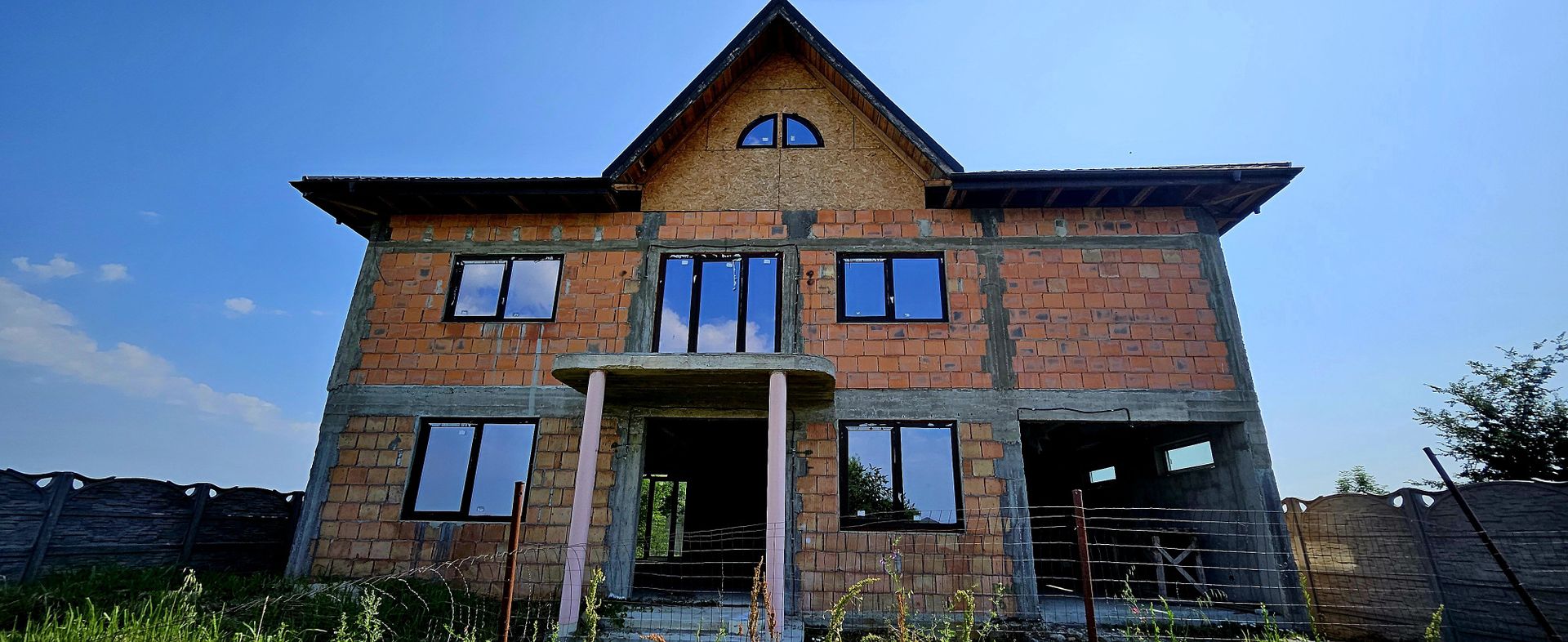 CASA INDIVIDUALA TEGHES, 4 CAMERE, GARAJ INTERIOR, COMISION 0% - Poză 2