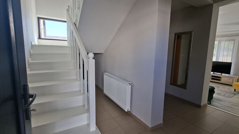 Casă de închiriat în Dumbravita – 3 dormitoare si garaj - Poză 4