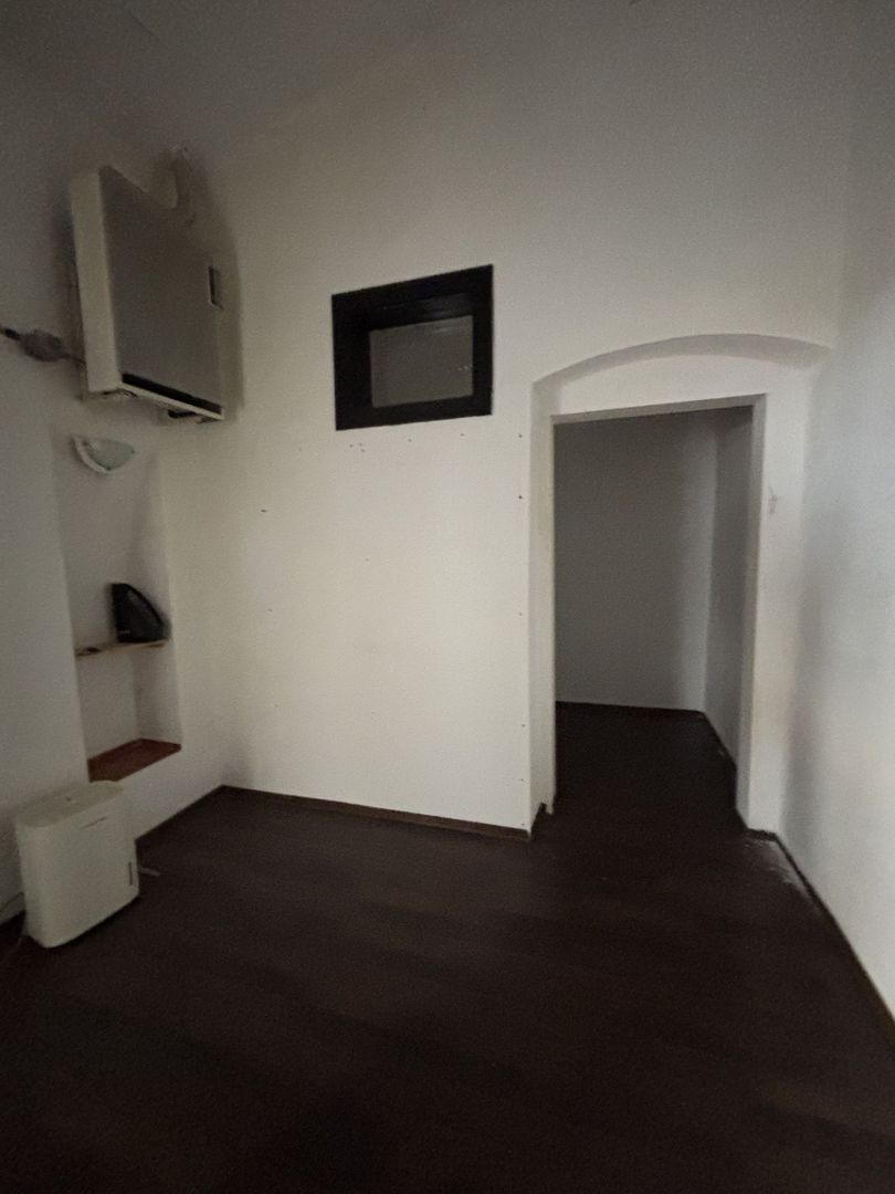 Apartament 1 camera in clădire istorica - Poză 10