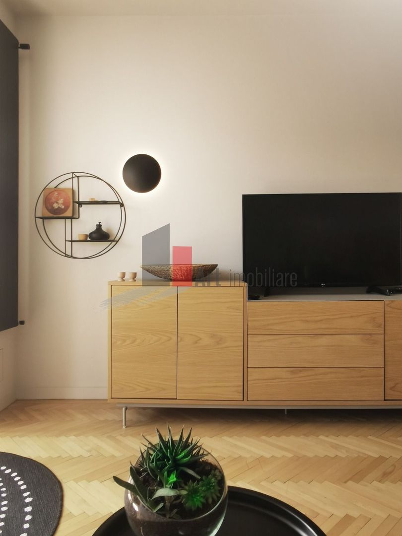 APARTAMENT 3 CAMERE MIHAI BRAVU - Poză 2