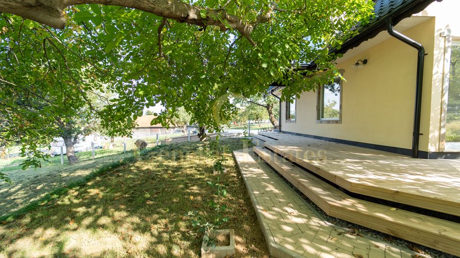 Casa de vacanță din Tohănița – locul unde muntele întâlnește liniștea - Poză 24