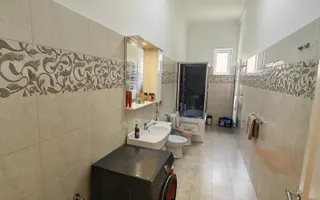 Casă cu destinație multiplă _ curte generoasă- Bălcescu - Poză 11