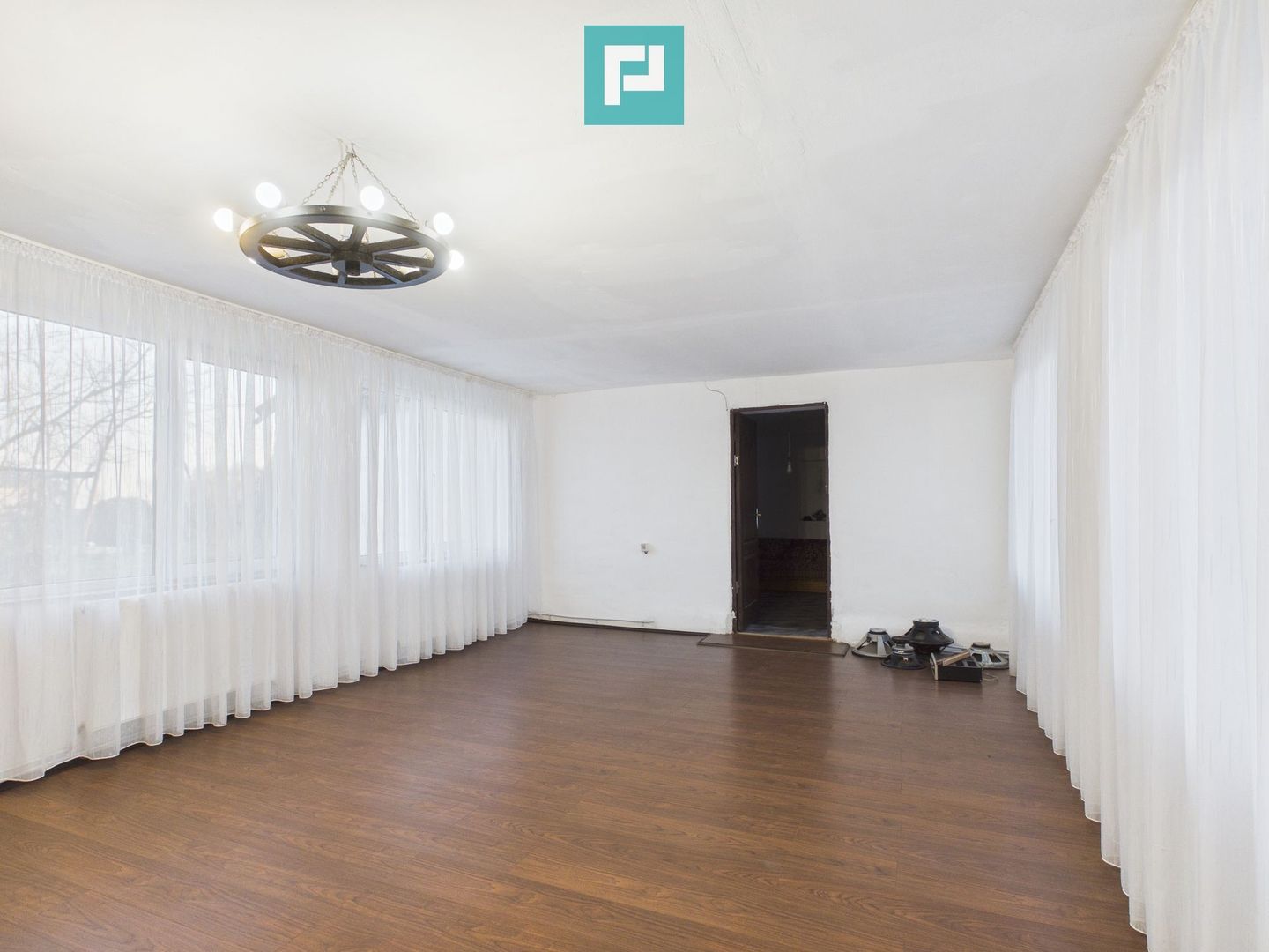 Casă din 2 corpuri cu 5 camere în  Lőkösháza - Poză 6