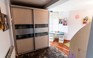 Casă / Vilă cu 6 camere de vânzare în Balotesti - Poză 28