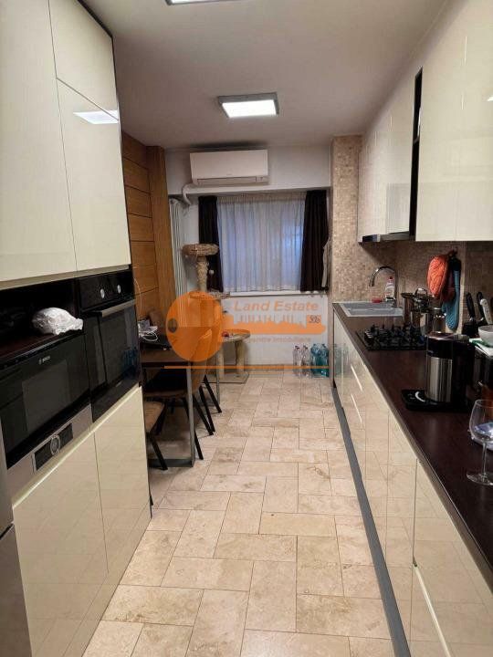 3 camere Victoriei-Piata Victoriei ( 1995-Renovat ) - Poză 1