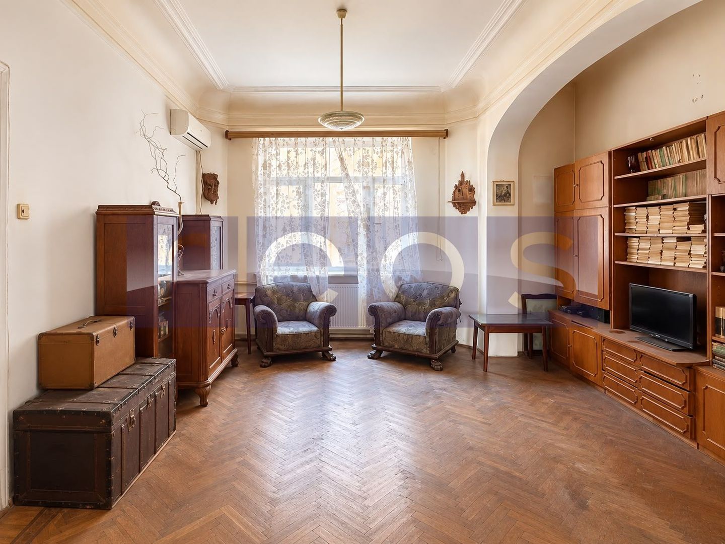 APARTAMENT DEOSEBIT CU 3 CAMERE IN VILA INTERBELICA-74MP | ARMENEASCA - Poză 1