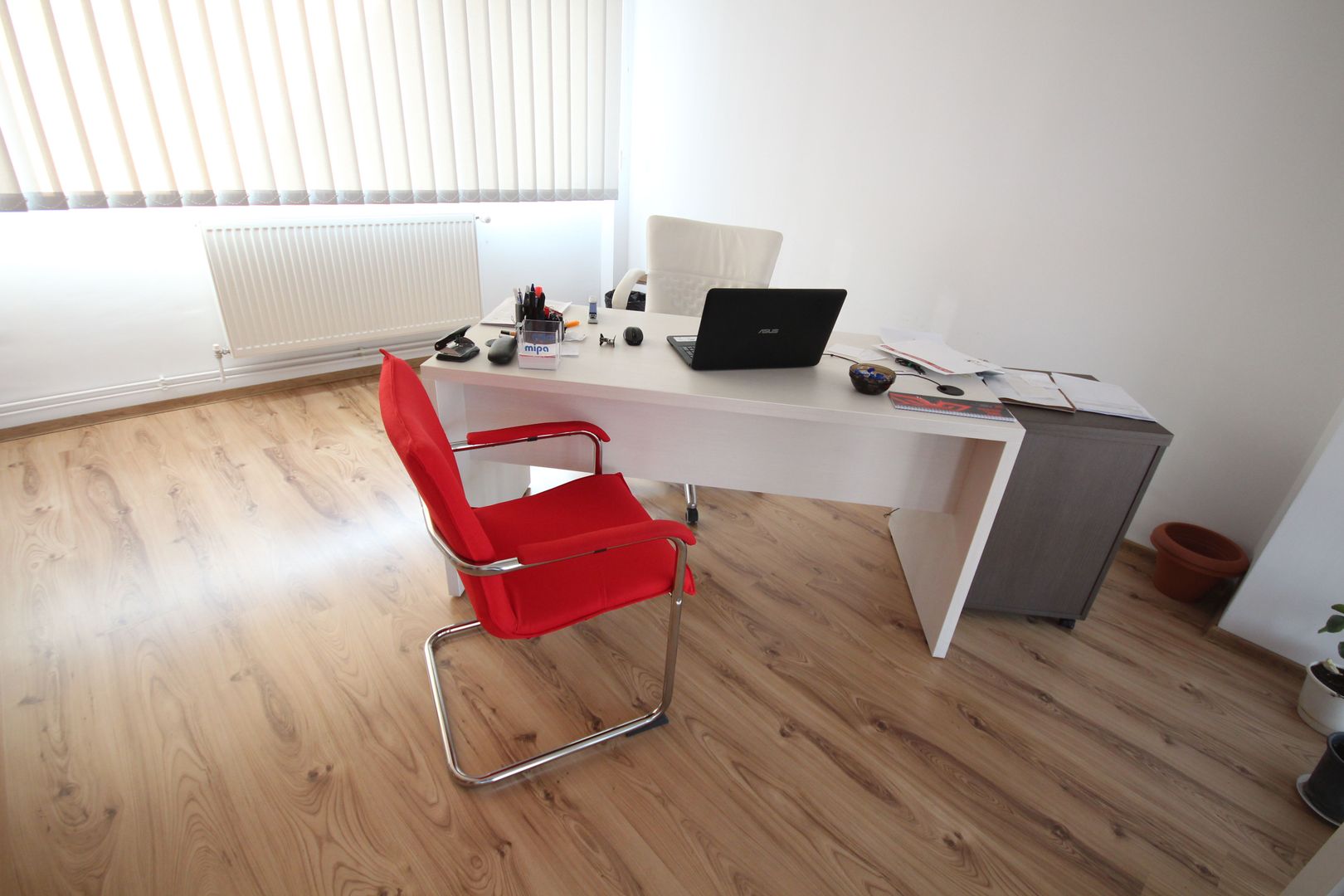 Casa cu destinatie mixta -servicii si comert + depozit+locuinta - Poză 4