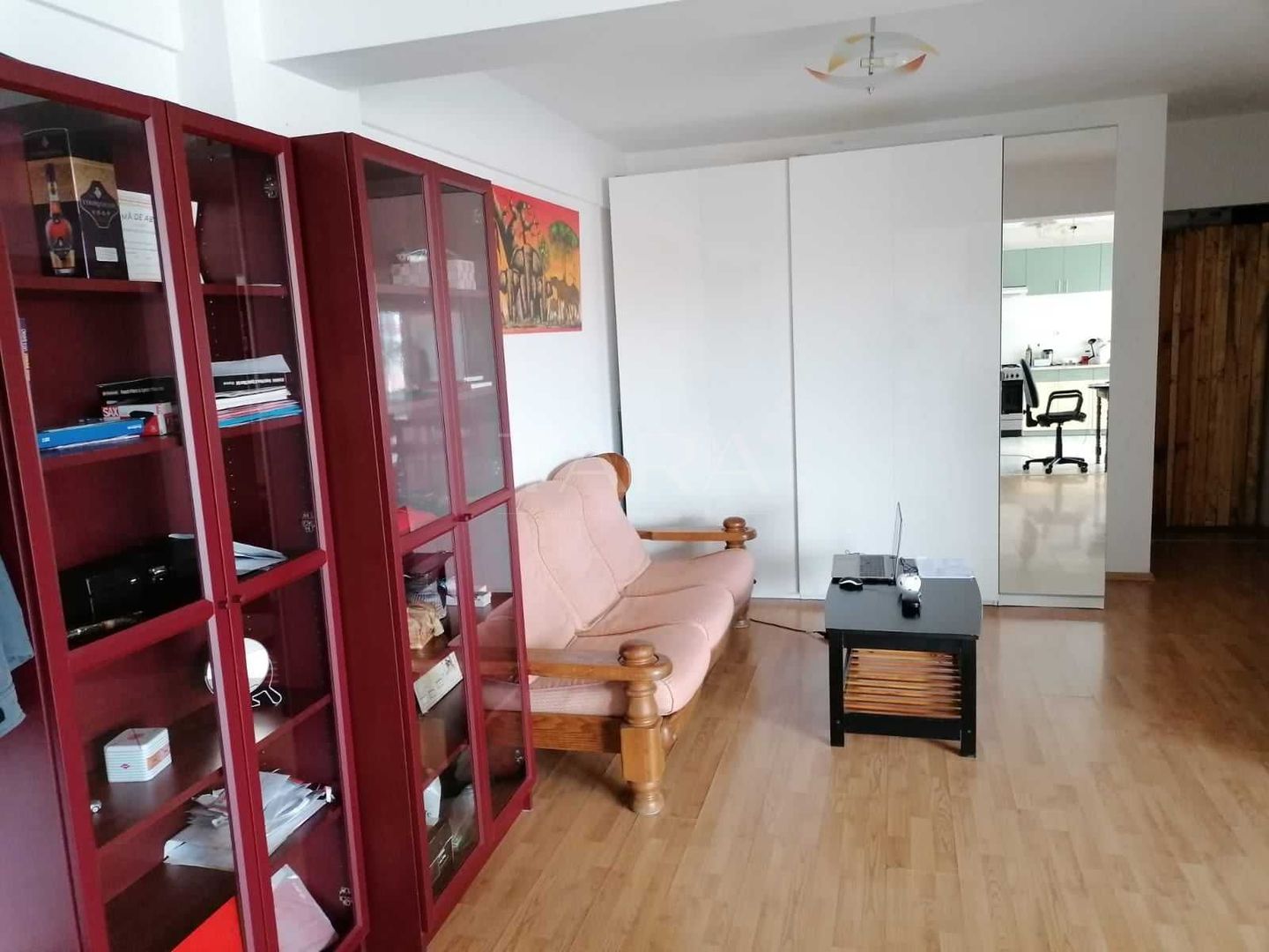 Apartament modern, zonă centrală, terasă 9 mp. - Poză 2