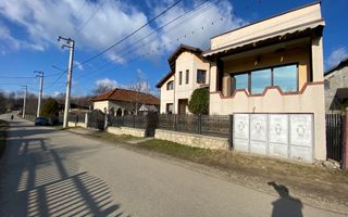 VILA P+1, 4 CAMERE, 108 MP + CASA BATRANEASCA, TEREN 1035 MP - Poză 9