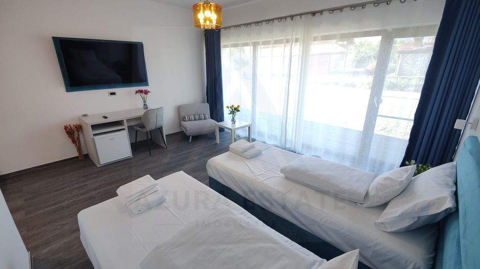 Pensiune 600 mp an 2023 si casa 130 mp teren 4600 mp zona V. Avrigului - Poză 13